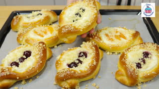 Воздушные булочки с творогом и ягодами/фруктами : настоящий летний хит, можно использовать любые ягоды или фрукты